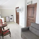 Lejlighedshotel Istanberry - Berry Life
