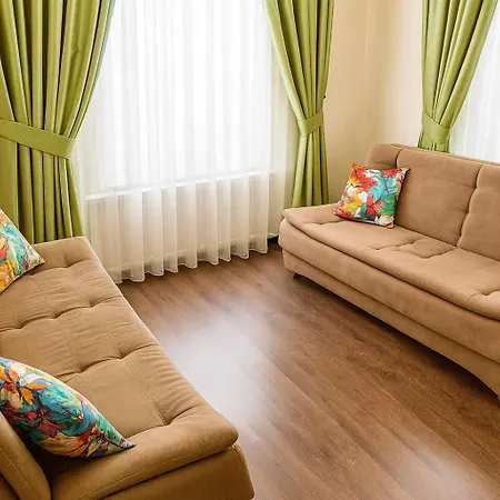Istanberry - Berry Life Apart-hotel 4*