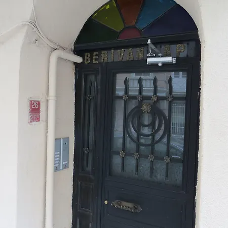 Istanberry - Berry Life איסטמבול