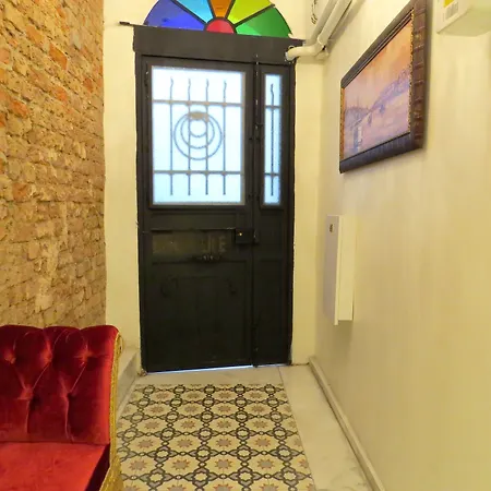 Istanberry - Berry Life Апарт-отель 4*